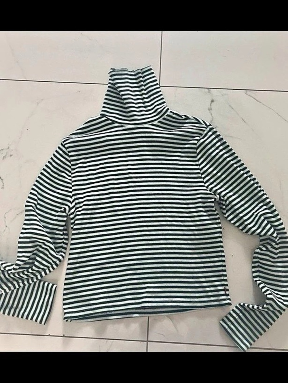 Levi's Striped Mock Neck Long Sleeve Crop Top Green & White
